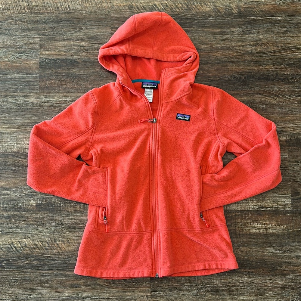 Patagonia full zip up jacket women’s size small